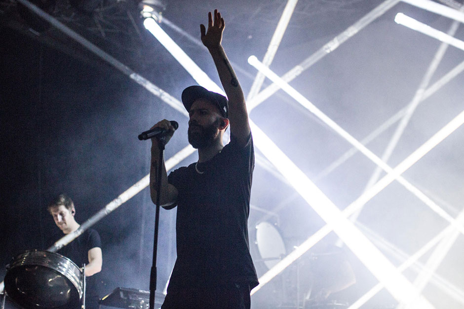 woodkid2-ebfestdresden2013-Peyman-Azhari