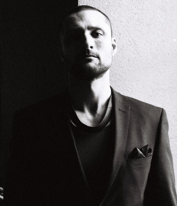 berghain resident ryan elliott explains his dj charts telekom djs charts