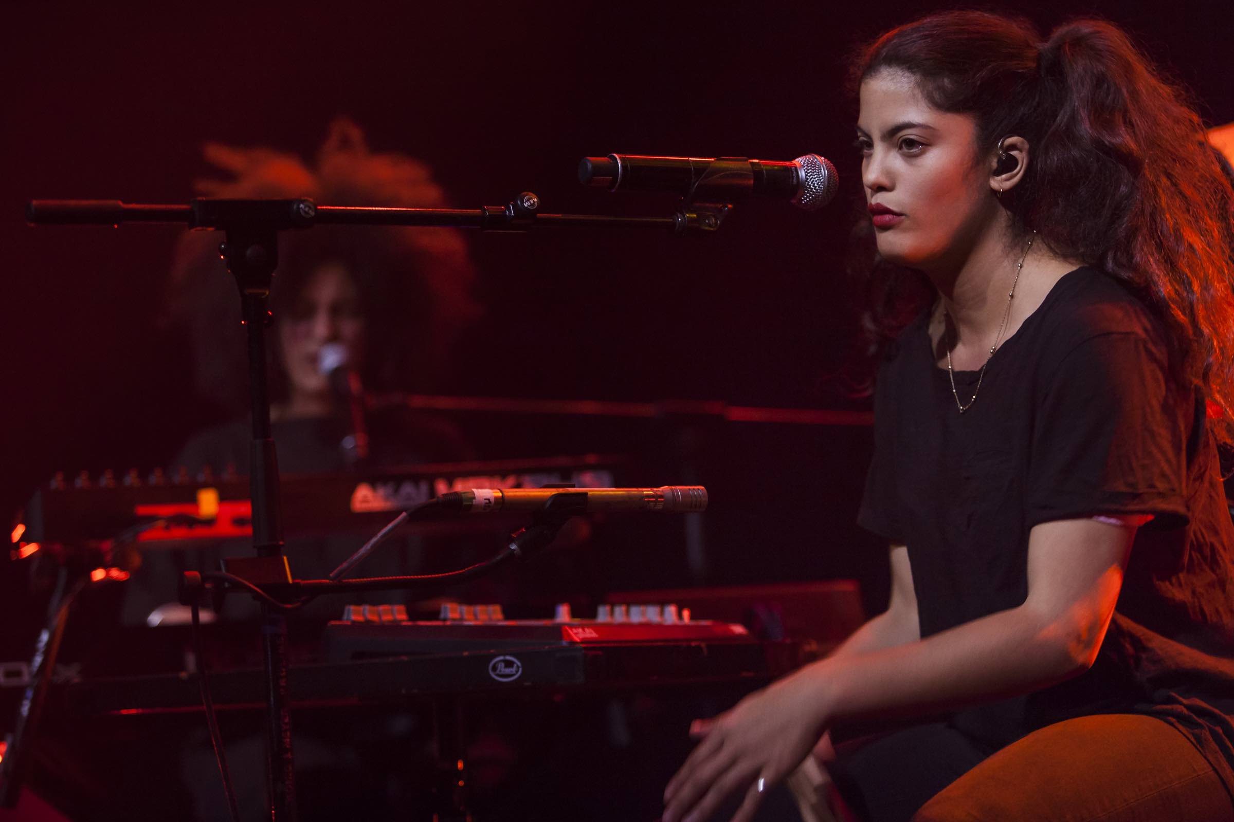 ibeyi far