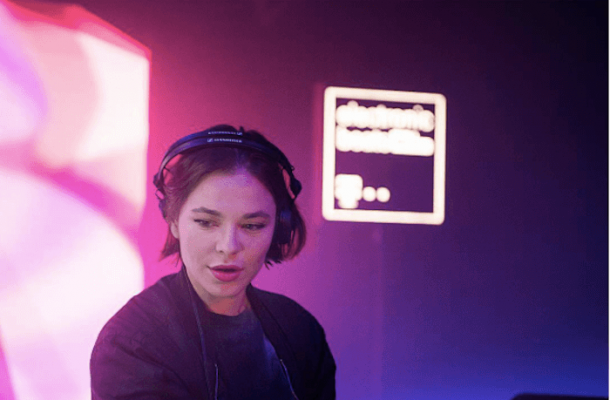 nina-kraviz-announces-trip-compilationshares-aphex-twin-track-body-image-1459878735