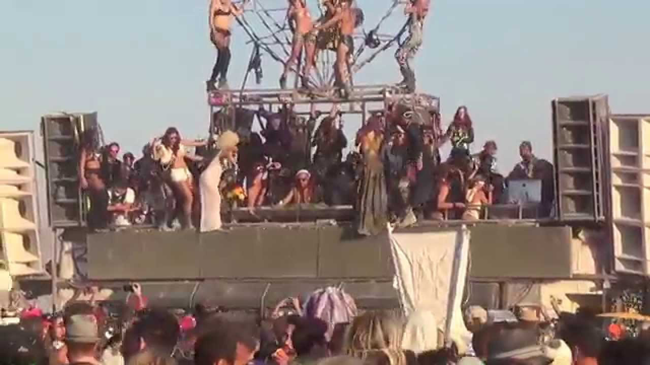 These Are The 5 Best DJ Sets Ever According To Our Readers Telekom