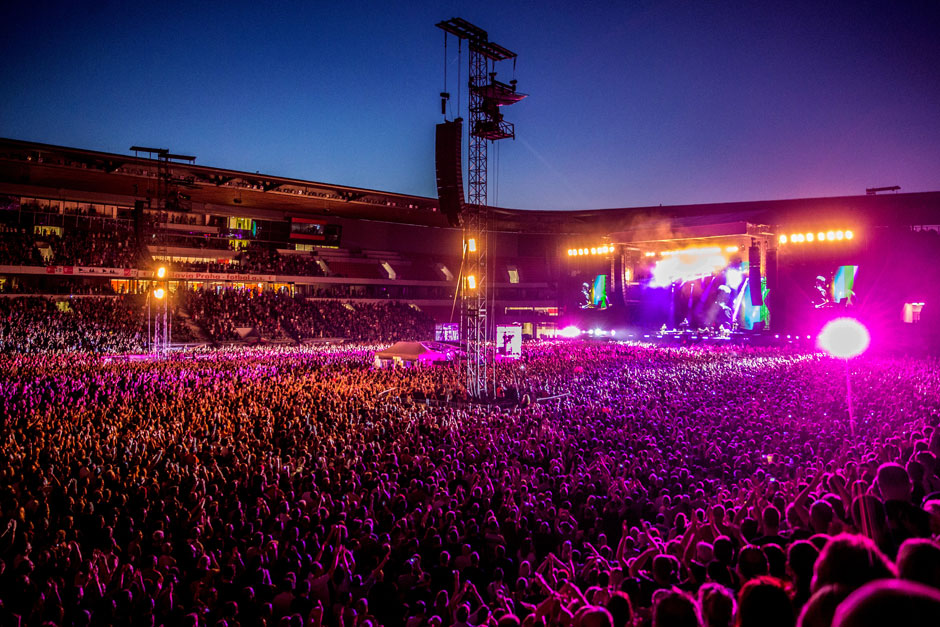 Live Report: Depeche Mode in Prague, July 23, 2013 | Telekom Electronic ...