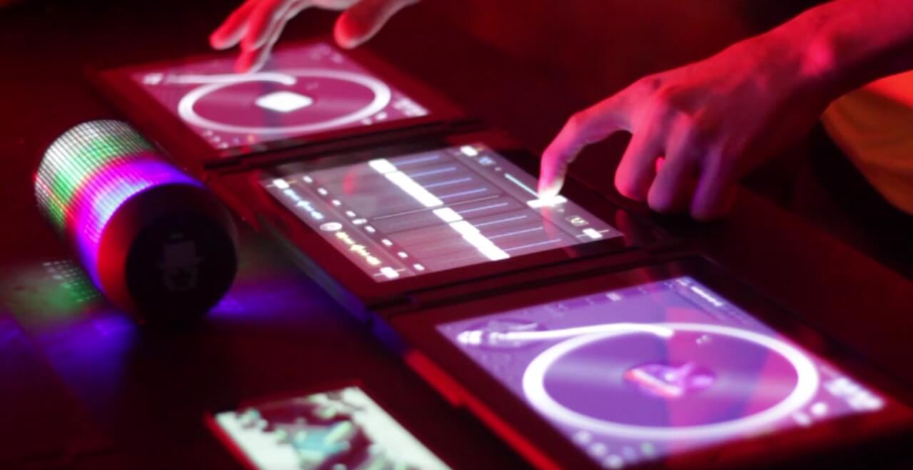 Is This 3Screen Tablet The Future Of DJing? Telekom Electronic Beats