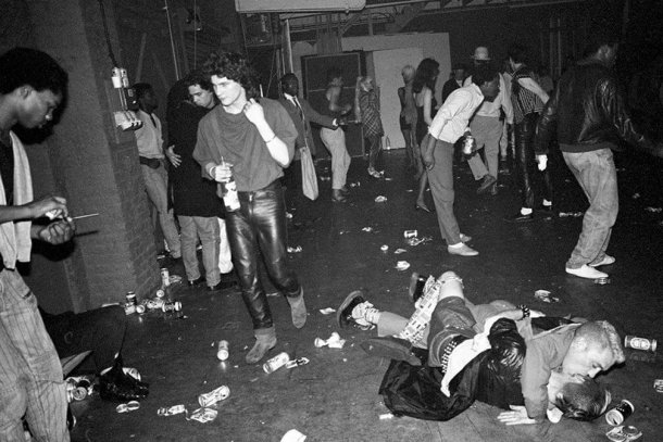These 20 Photos Capture The Worlds Most Iconic Illegal Raves Telekom Electronic Beats 