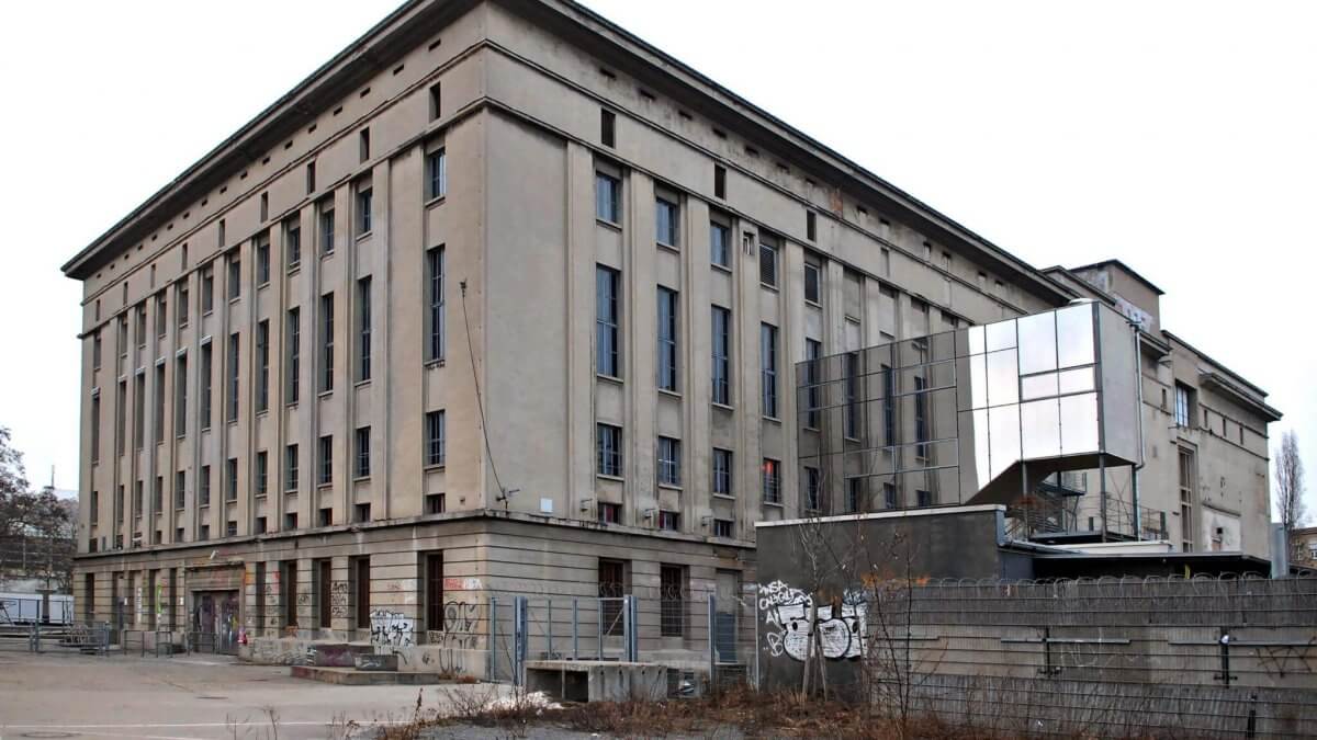 go inside berghain
