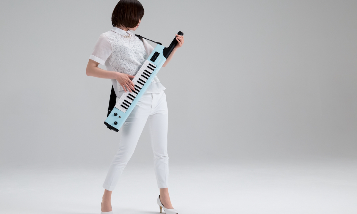 Yamaha's VKB-100 Keytar Lets You Make Music Like Japanese Vocaloid