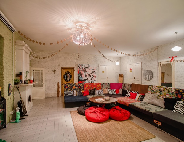 St. Petersburg’s 13 Best Clubs, Eateries And Off-Beat Cultural Hangouts