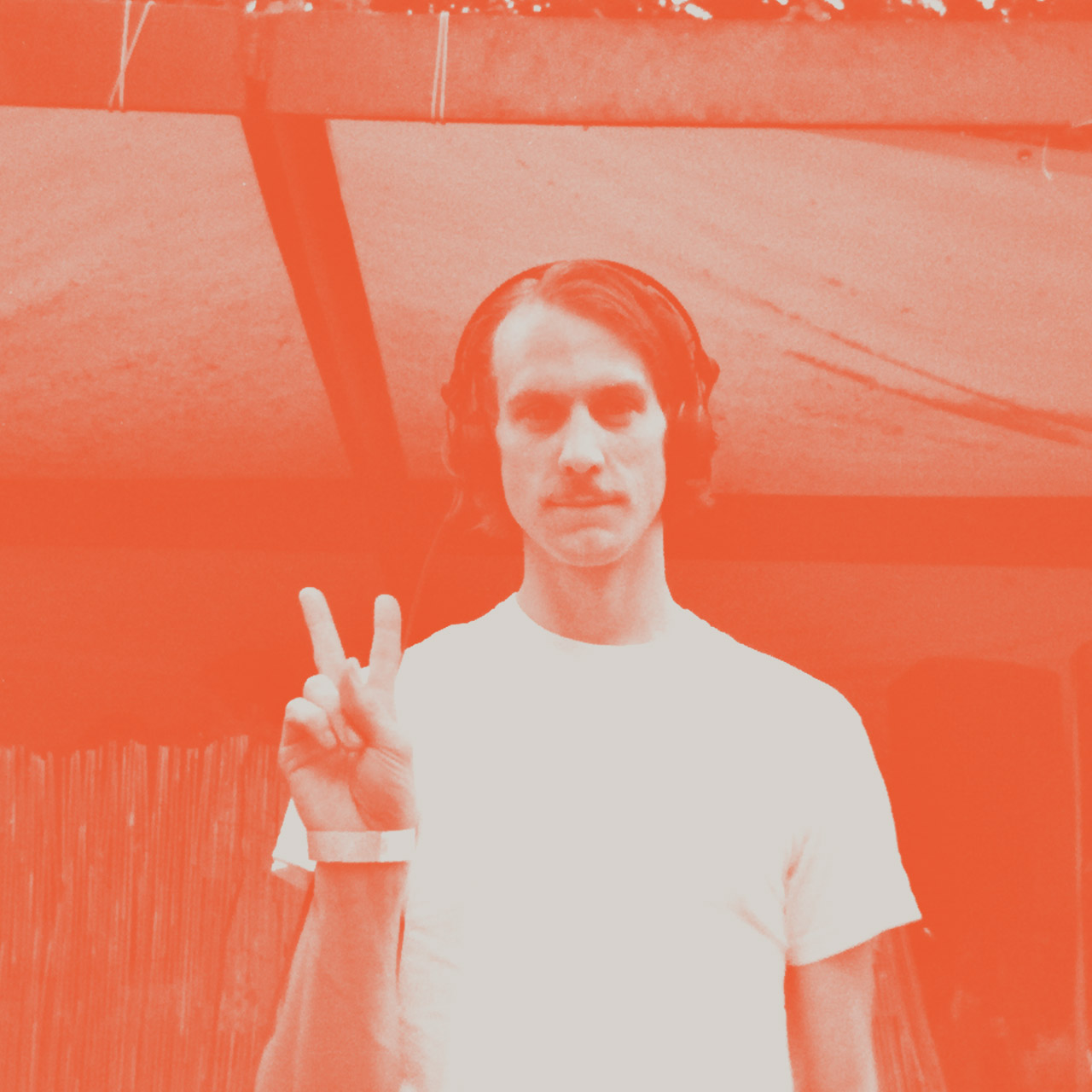 Hear A New Genre-Defying Mix Of Psychedelic Grooves From Salon Des Amateurs