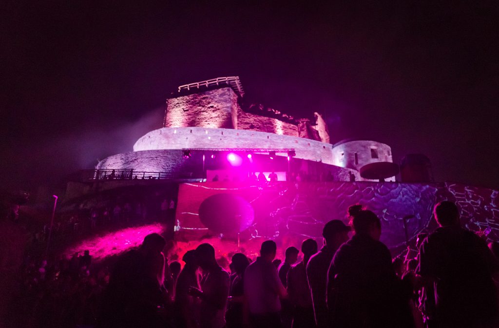 Citadela ne-a activat toate simțurile într-un cadru natural feeric – vezi câteva imagini și două videos