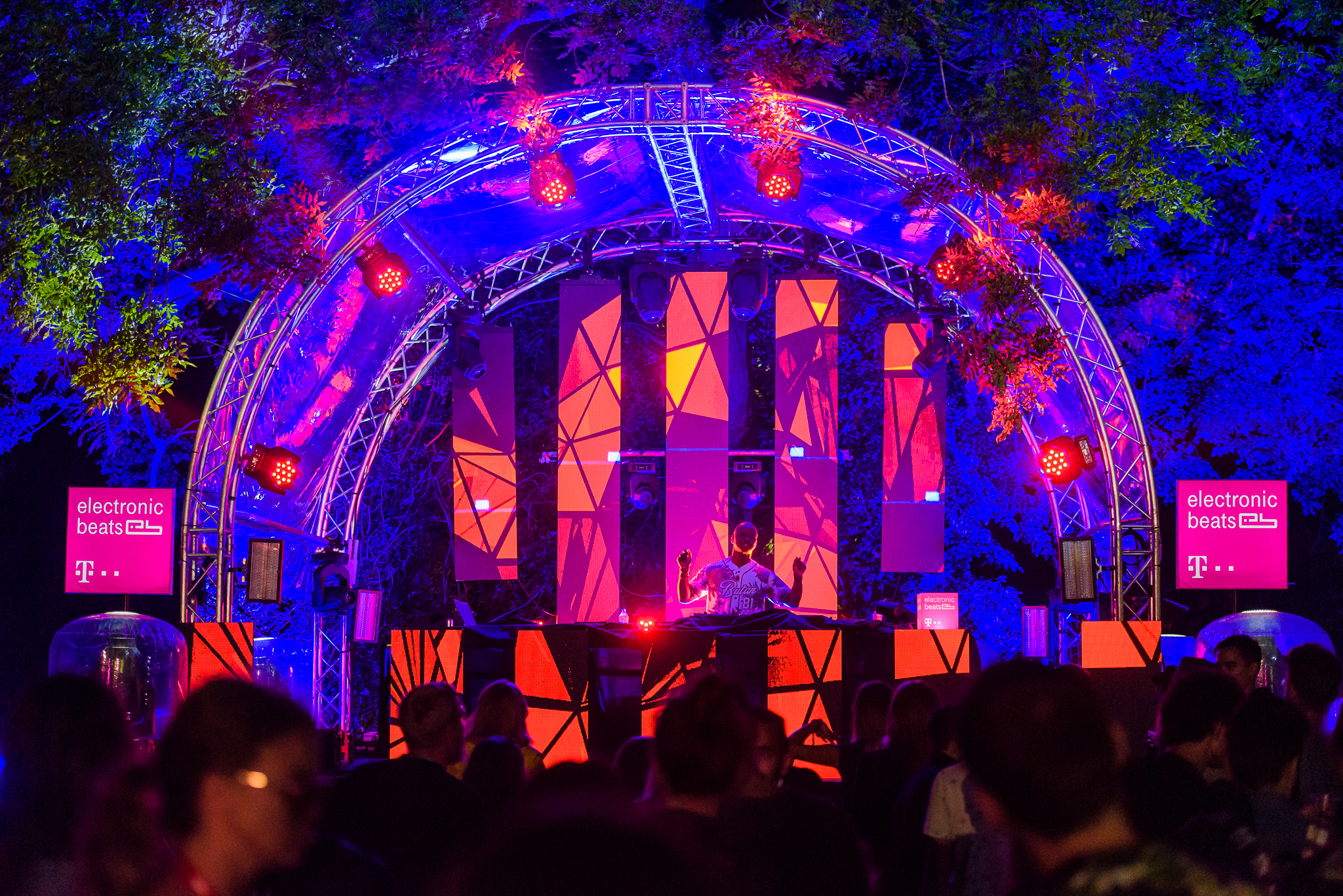 Vezi o galerie de imagini și câteva înregistrări video cu momente memorabile de la Awake Festival 📷 Vlad Cupşa