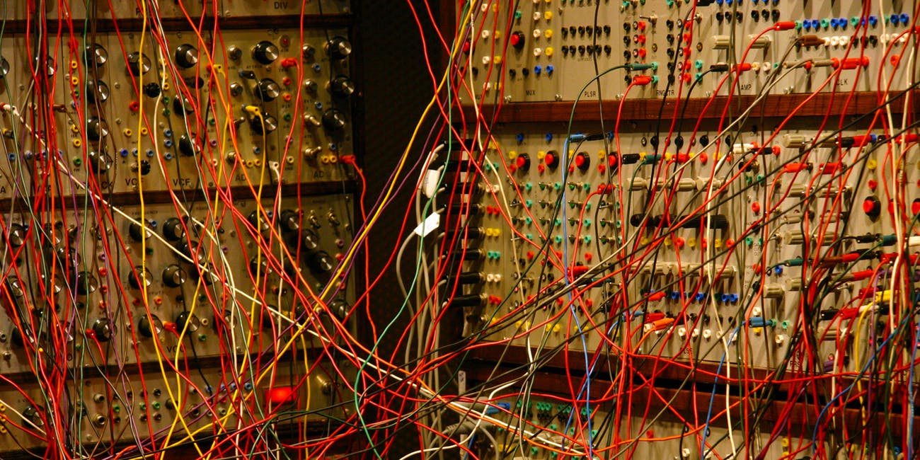 I dream of wires