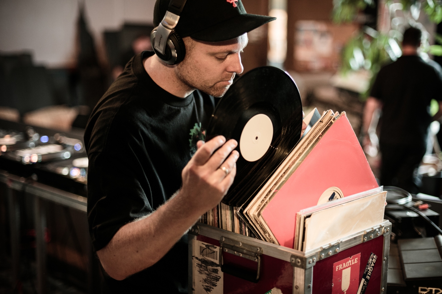DJ Shadow