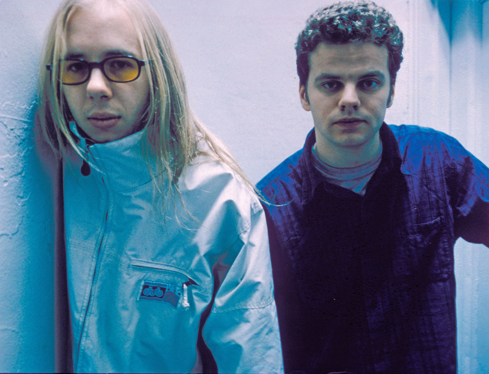 The Chemical Brothers relansează albumul Surrender după 20 de ani