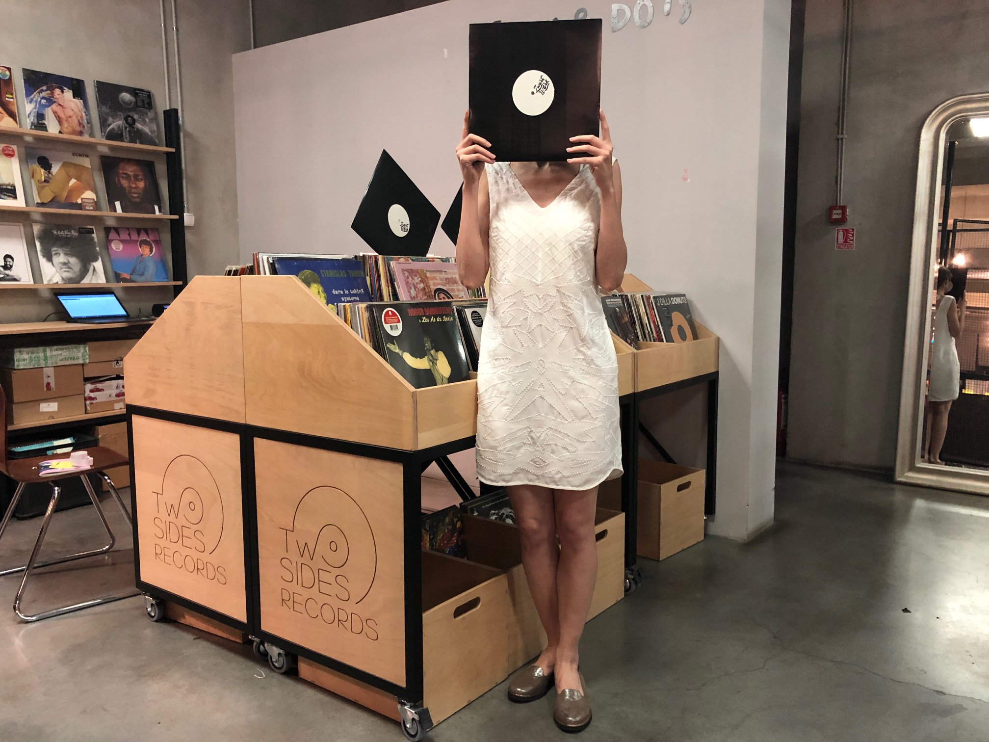 Two Sides Records